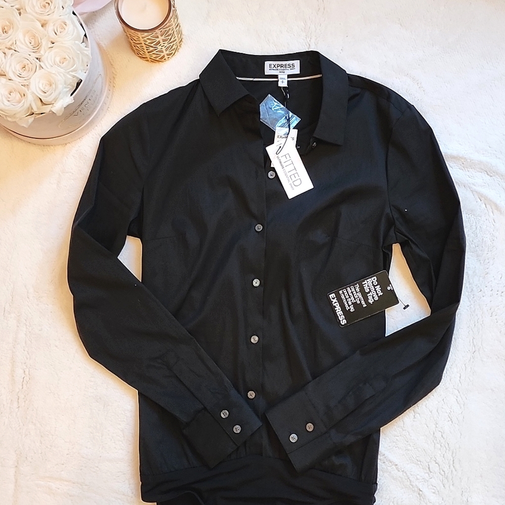 *NWT* Express Ultimate Essentials Shirt Bodysuit - Black - Small